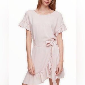 Aritzia Wilfred  Ninette Ruffle Wrap Dress in Rose Quartz size XS